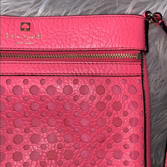 kate spade crossbody - LIKE NEW - Picture 2 of 9